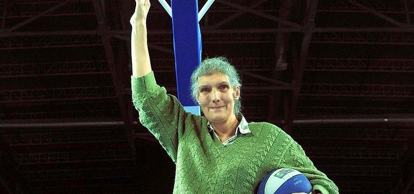 ESKİ BASKETBOLCU HAYATINI KAYBETTİ!