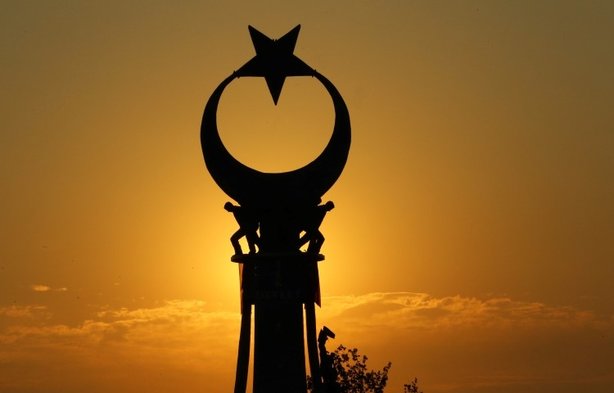 Beştepe'deki Şehitler Abidesi açıldı! Bakın o semboller ne anlama geliyor