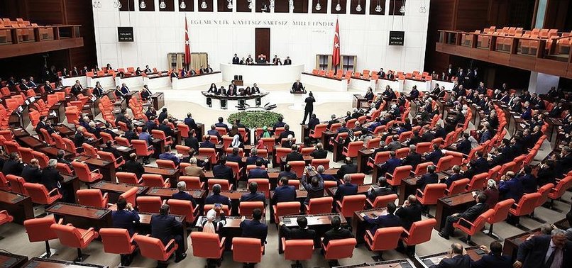 BAŞKANLIK SİSTEMİNİ GETİREN YÜKSELİŞE GEÇİYOR
