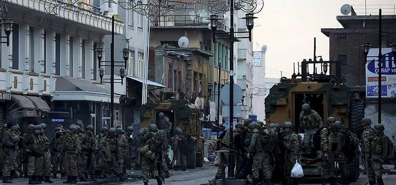 ŞEHİRLER BİTTİ SIRA DAĞLARDA