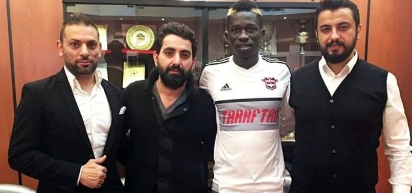 BÜLENT UYGUN İLK TRANSFERİNİ YAPTI