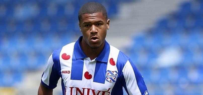 GENÇ FUTBOLCUNUN TRANSFERİ AN MESELESİ