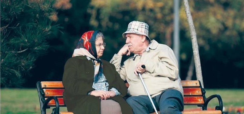 EMEKLİYE FAİZSİZ AVANS MÜJDESİ