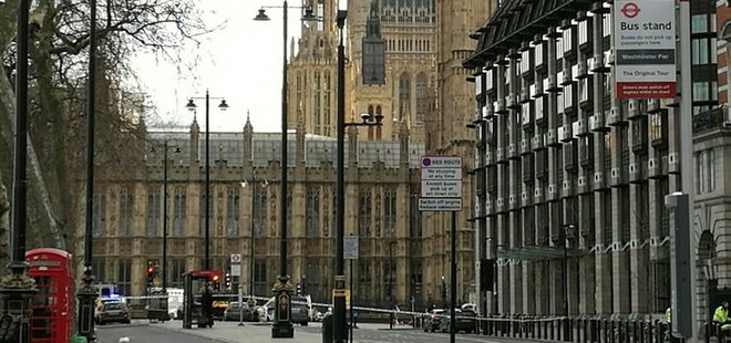 LONDRA'DA TERÖR SALDIRISI!