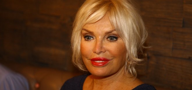 AJDA PEKKAN DEDİKODULARA SON NOKTAYI KOYDU!
