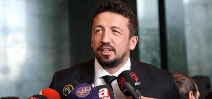 HİDAYET TÜRKOĞLU GÖREVİNİ BIRAKTI