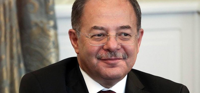 KULAĞINDAN TUTAR GÖTÜRÜR, ADALETİN ÖNÜNE KOYARIZ