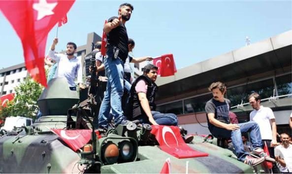 15 Temmuz'un unutulmayan fotoğrafları