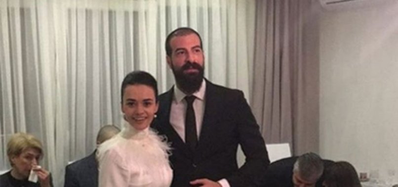HANDE SORAL EVLİLİĞE İLK ADIMI ATTI