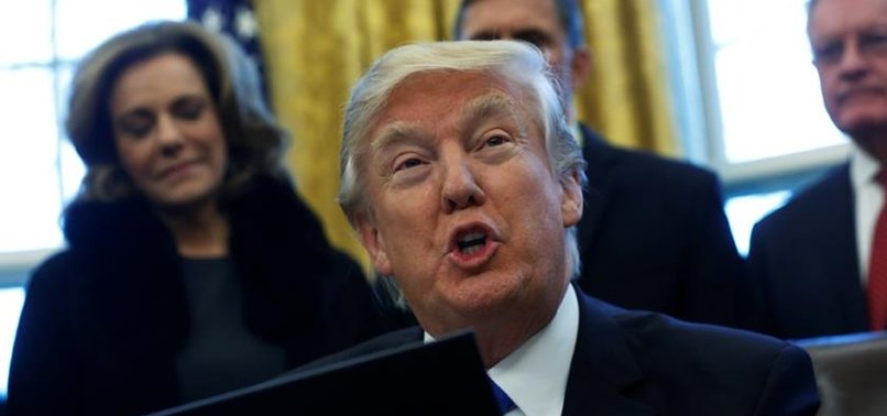 TRUMP'TAN EKİBİNE ÖMÜR BOYU YASAK