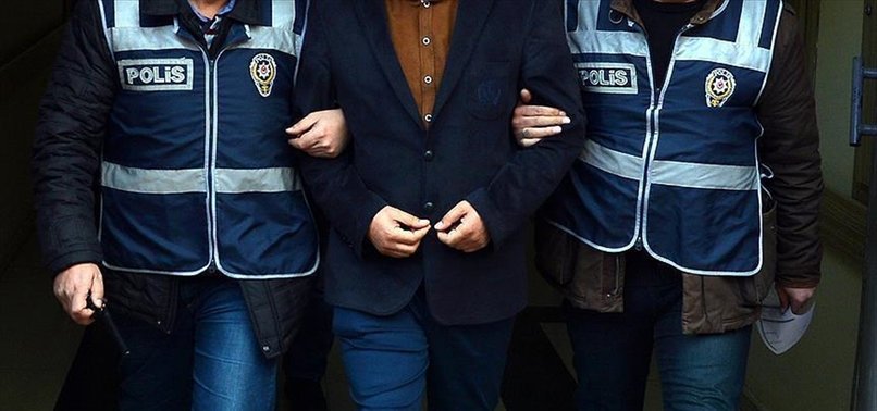 MUŞ VALİLİĞİ'NE BOMBALI MİNİBÜSLE GELEN PKK'LI YAKALANDI