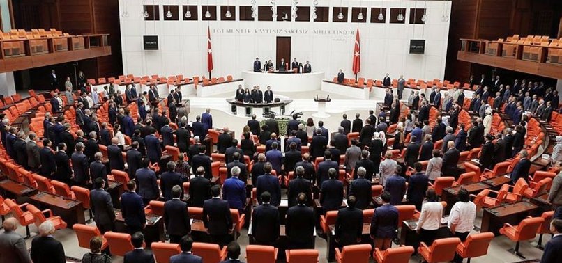 3 PARTİ SOYKIRIM KARARINI KINADI