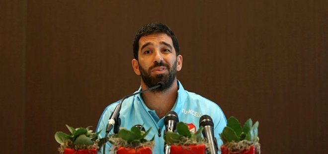 ARDA TURAN'I YUMRUKLADILAR