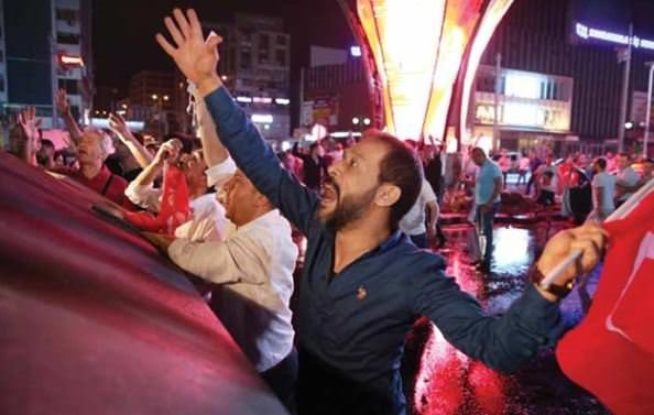 15 Temmuz'un unutulmayan fotoğrafları