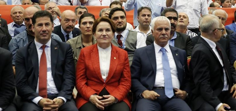 MHP KONGRESİNDE SKANDAL