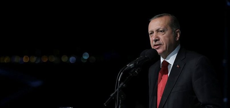 CUMHURBAŞKANI ERDOĞAN KATAR EMİRİ İLE GÖRÜŞTÜ