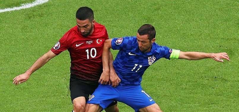 ARDA BASIN TOPLANTISINI TERK ETTİ!