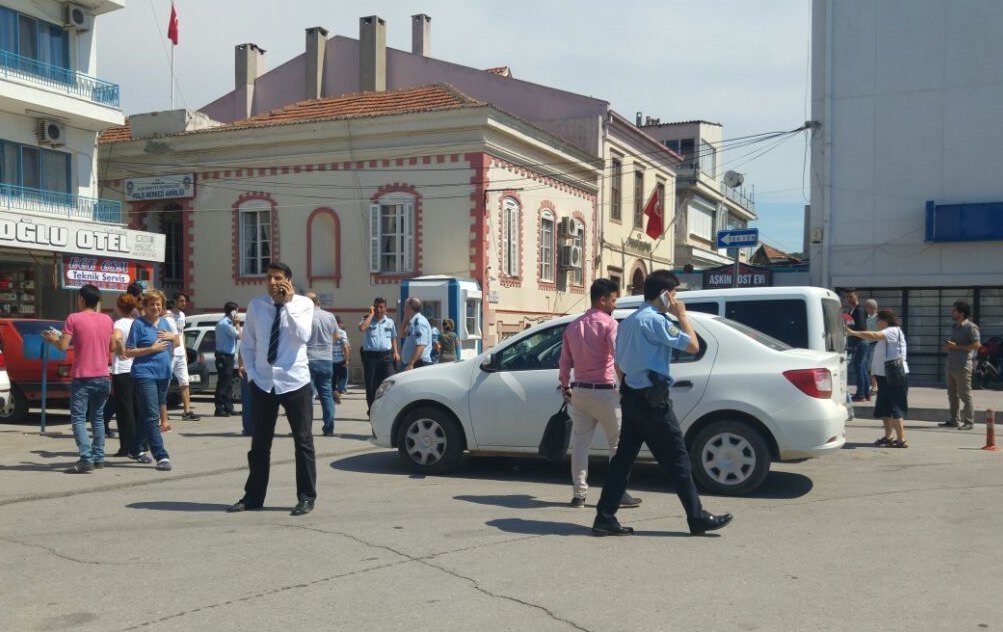 Ege'de meydana gelen deprem sonrası ilk fotoğraflar