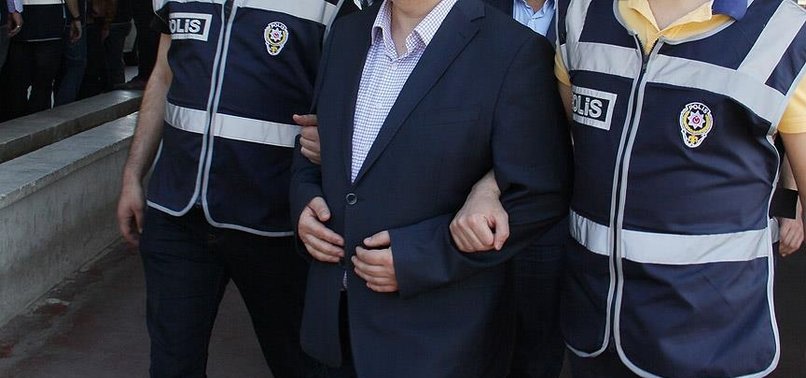 CUMHURİYET BAŞSAVCISI FETÖ’DEN GÖZALTINA ALINDI