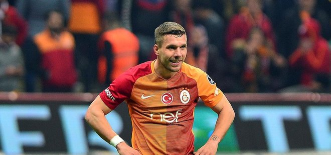LUKAS PODOLSKİ'DEN TRANSFER AÇIKLAMASI