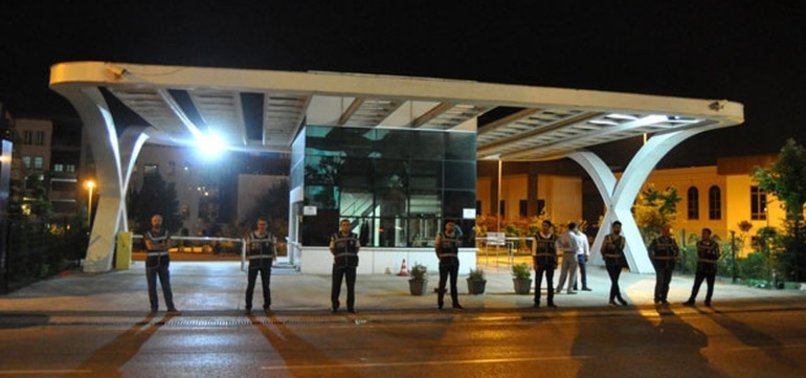 BİR ÜNİVERSİTEYE DAHA 'KAYYUM ATANDI'