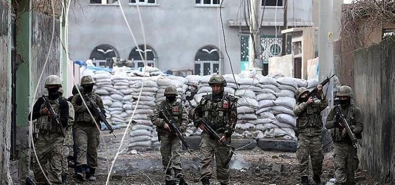 CİZRE VE İDİL'DE SOKAĞA ÇIKMA YASAĞI SAATLERİ DEĞİŞTİ