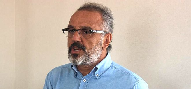 SIRRI SAKIK GÖREVDEN ALINDI