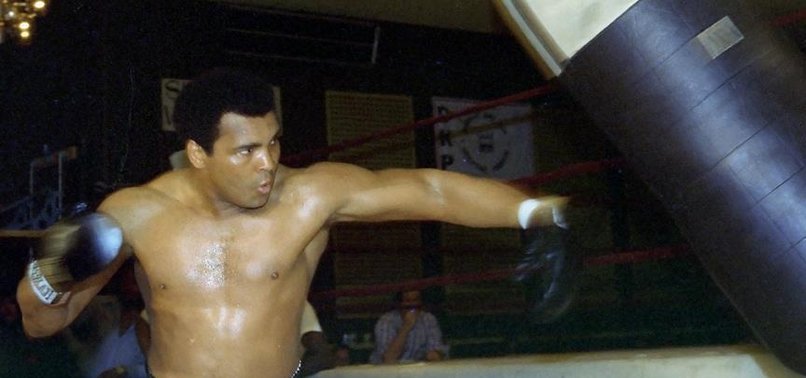 MUHAMMED ALİ'NİN ÖLÜMÜ SPOR DÜNYASINI YASA BOĞDU