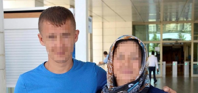 ANTALYA'DA UYUŞTURUCU İÇİN EV EŞYALARINI SATAN GENCİ ANNESİ YAKALATTI