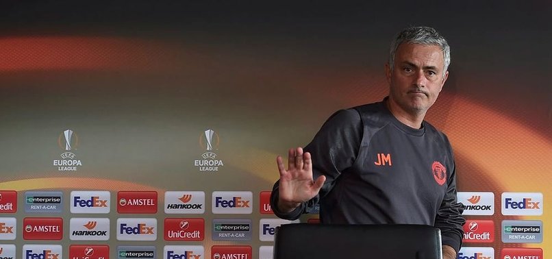 MOURİNHO'DAN FENERBAHÇE'YE ÖVGÜ