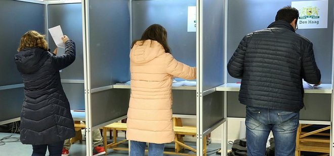 HOLLANDA'DAN SEÇİMLER SONRASI GERİ VİTES