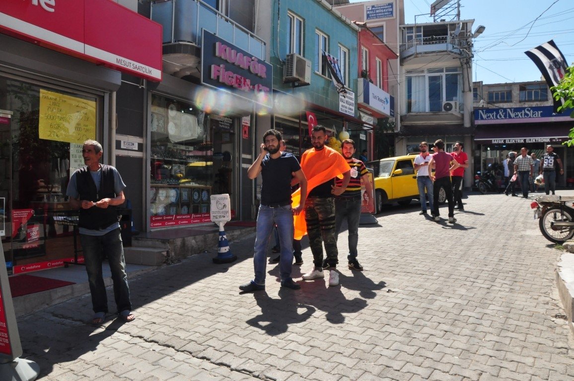 Ege'de meydana gelen deprem sonrası ilk fotoğraflar