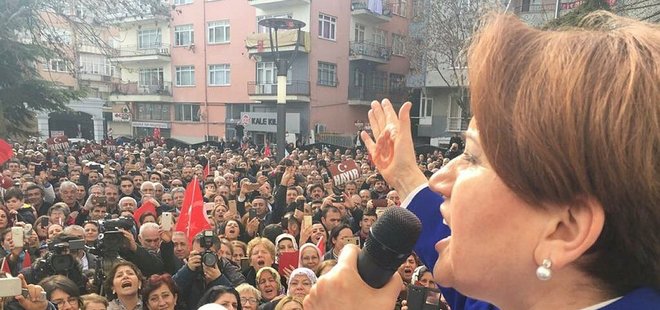 AKŞENER'DEN TABUT BAŞINDA SİYASET