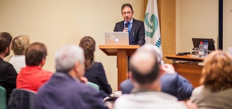 BELÇİKA'DA SELÇUKLU VE OSMANLI TARİHİ DERSİ