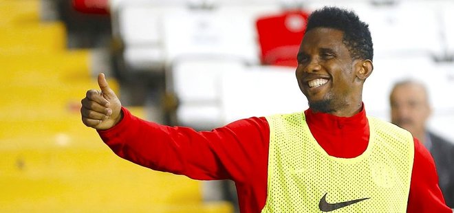 SAMUEL ETO'O'YA KARİKATÜR SÜRPRİZİ