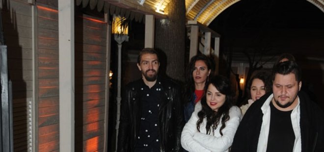 CANER ERKİN PURO İÇERKEN YAKALANDI