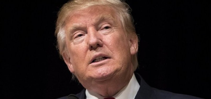 TRUMP İMZALADI UÇAĞA ALINMADILAR