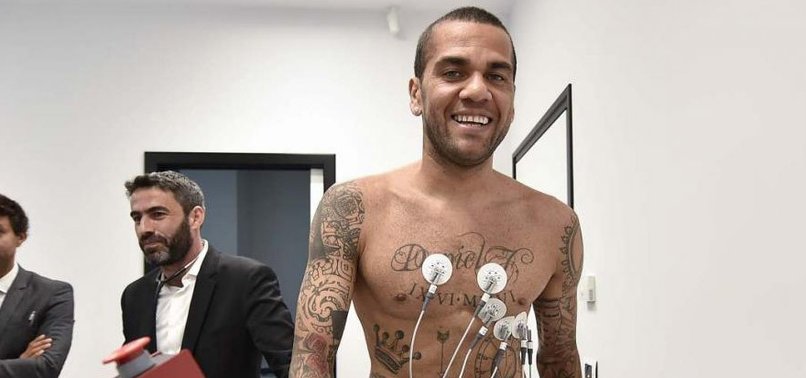 DANİ ALVES KONTROLDEN GEÇTİ!