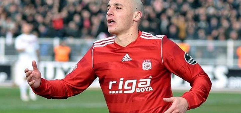 FENERBAHÇE YILDIZ OYUNCU İLE ANLAŞTI!