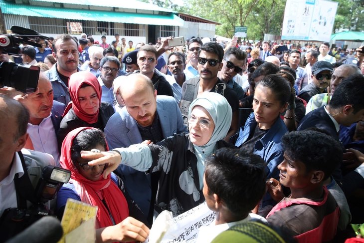 Emine Erdoğan ve Türk heyeti Bangladeş'te Arakanlı Müslümanlara yardım elini uzattı