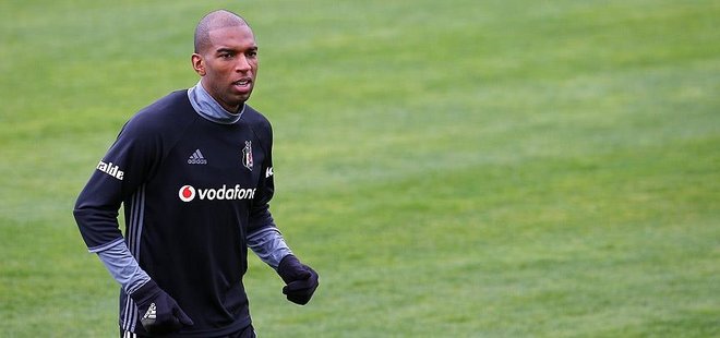 BEŞİKTAŞ'TA BABEL YOKLARI OYNUYOR