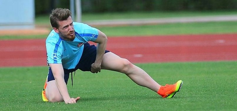 G.SARAY'DAN SERDAR AZİZ ATAĞI!