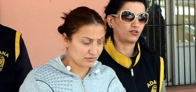 YENİ SEVGİLİSİ İLE BİR OLUP, ESKİSİNİ BIÇAKLADI