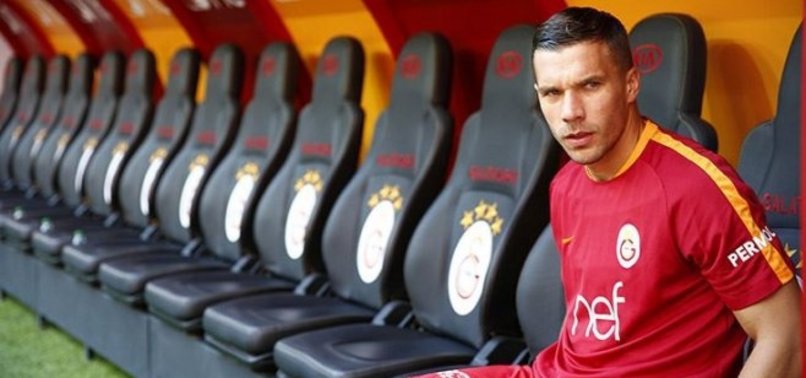 PODOLSKİ'NİN OYNAMA SÜRESİ ARTIYOR