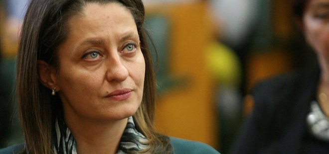 CHP'Lİ ŞAFAK PAVEY MİLLETVEKİLLİĞİNDEN İSTİFA ETTİ