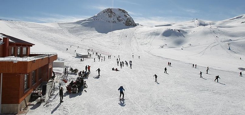 HAKKARİ TERÖRÜN İZLERİNİ KIŞ TURİZMİYLE SİLECEK