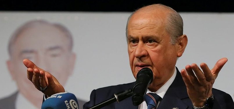BAHÇELİ'DEN SERT AÇIKLAMA: BUNLARI KAPLUMBAĞA GİBİ...