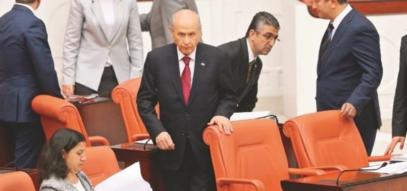 MHP'DEN KUMPAS KİTAPÇIĞI