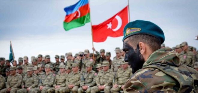 AZERBAYCAN'DAN GÖVDE GÖSTERİSİ