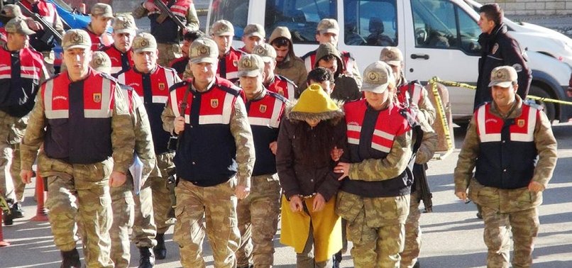 EYLEM HAZIRLIĞINDAKİ 5 TERÖRİST YAKALANDI